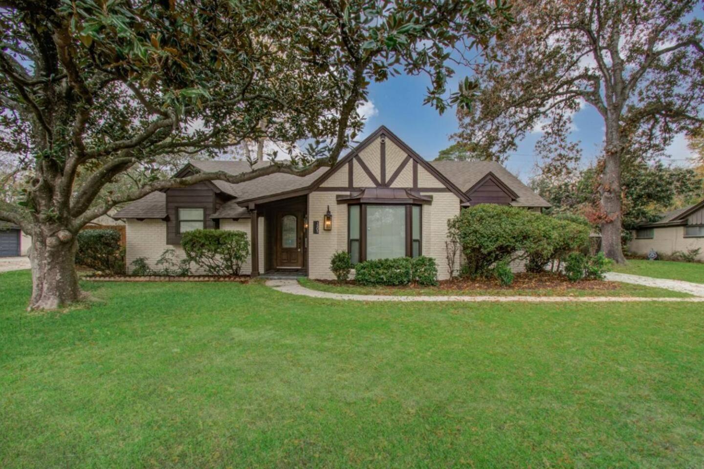 Western Oaks Retreat Houston Eksteriør bilde